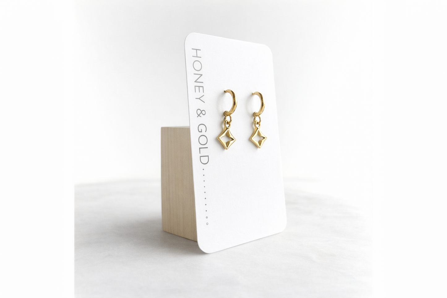 LUSTRE: Gold Accent Hoop Earrings