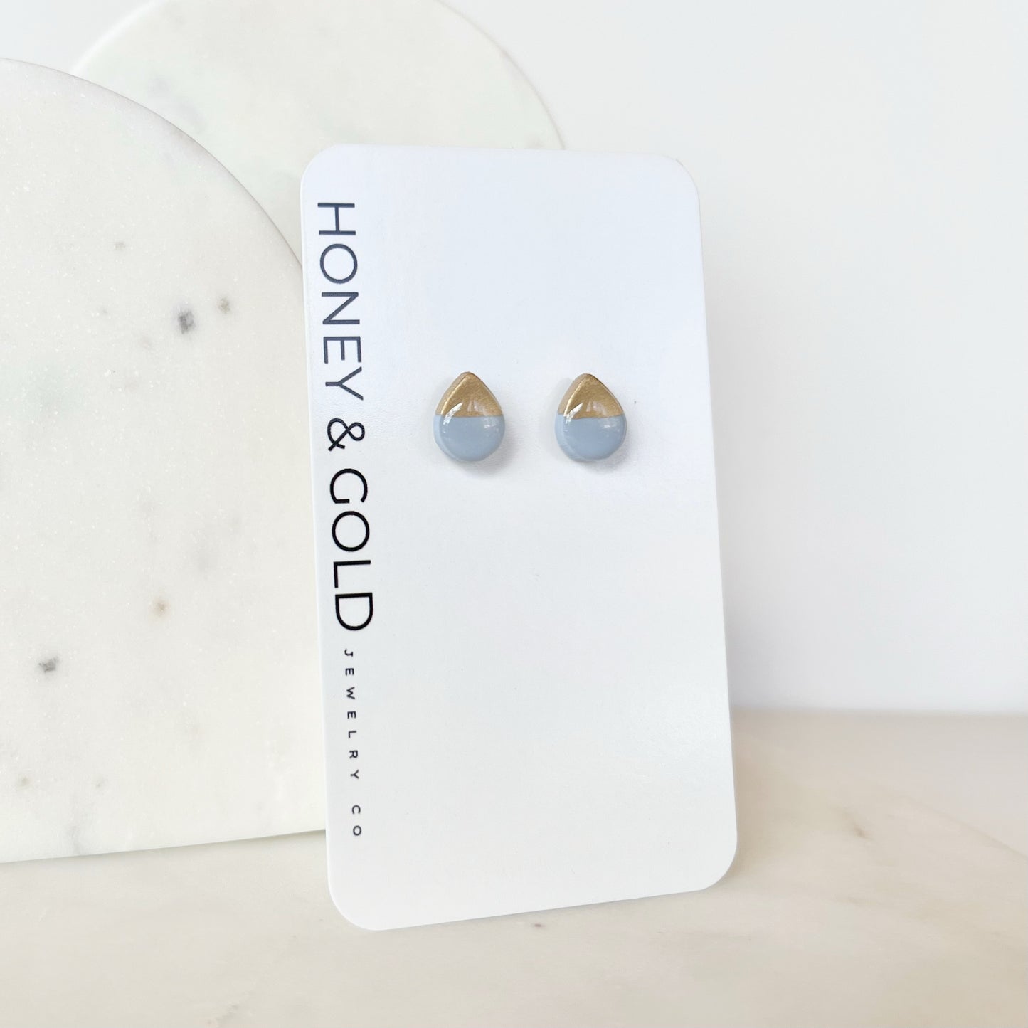 LUMI STUDS