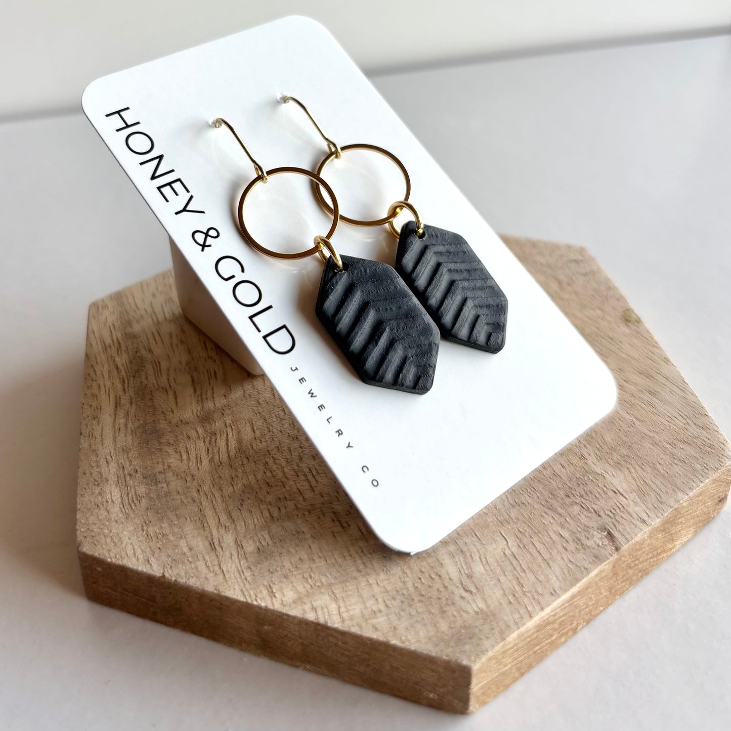 MODERN MUSE - Herringbone gold tone earrings