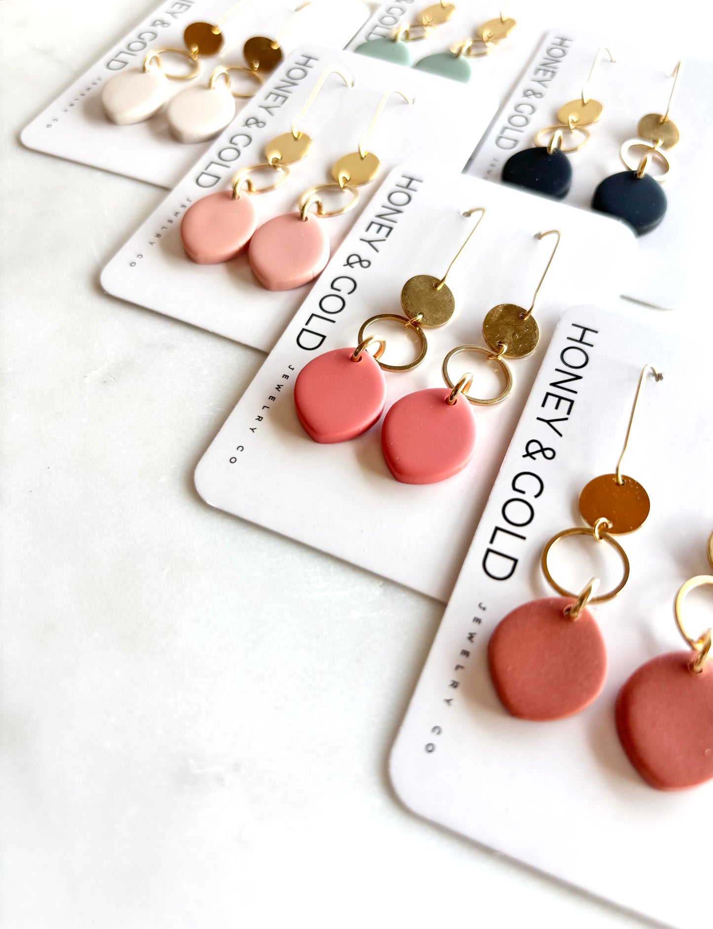 LILOU - Golden Disk / Drop-Style Earring