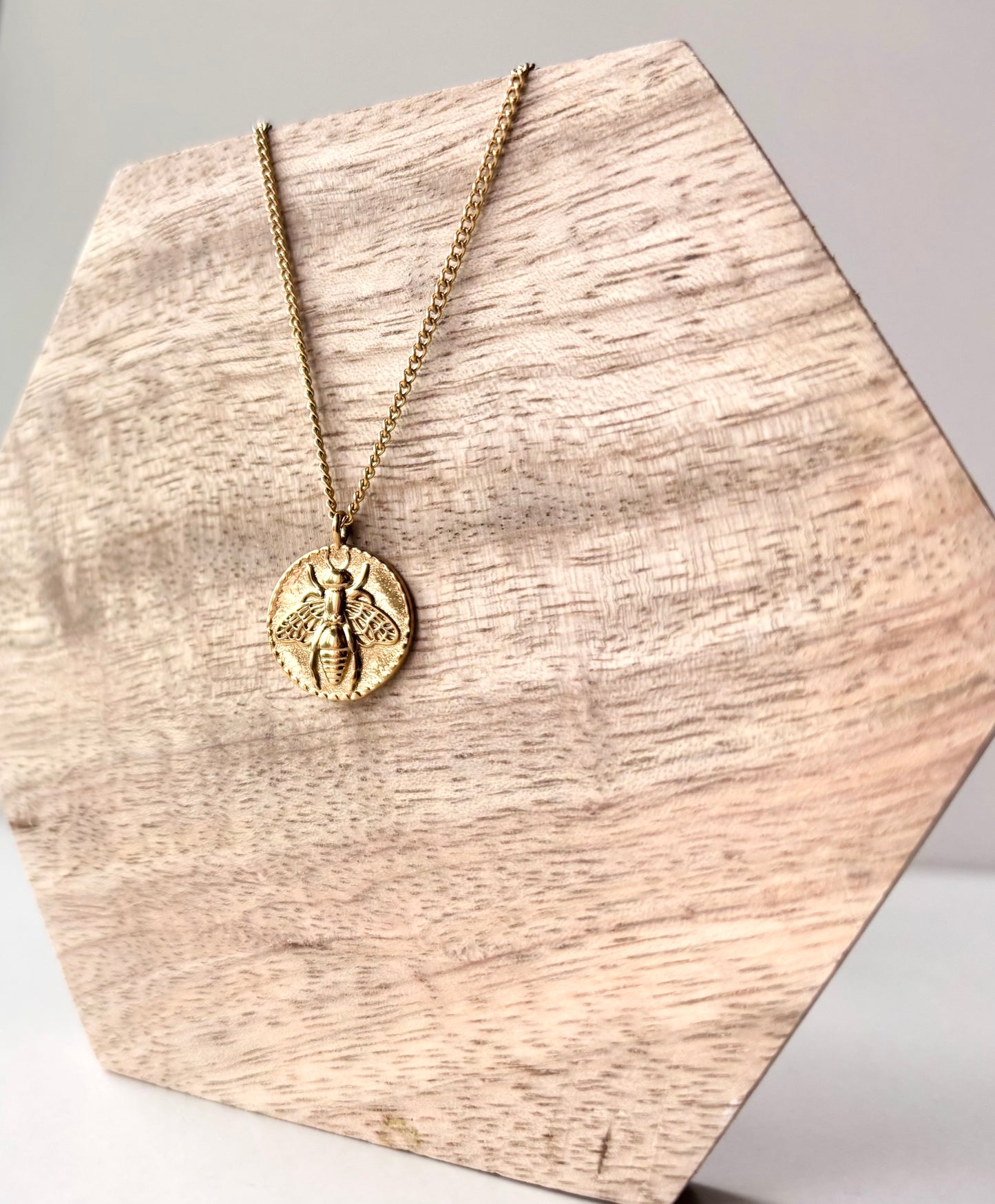 EVERMORE - Honey Bee necklace