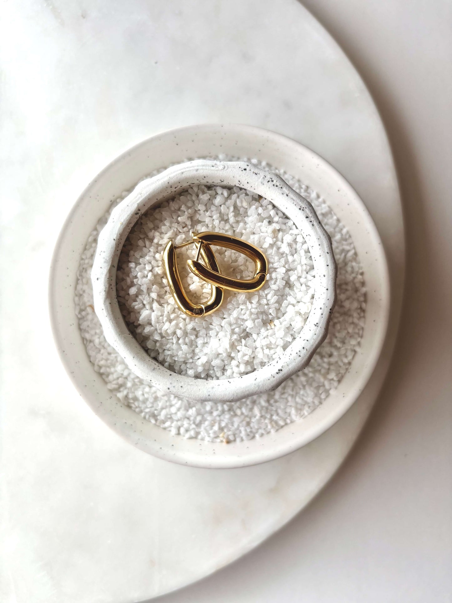 EVERLY - Oval hoop earrings