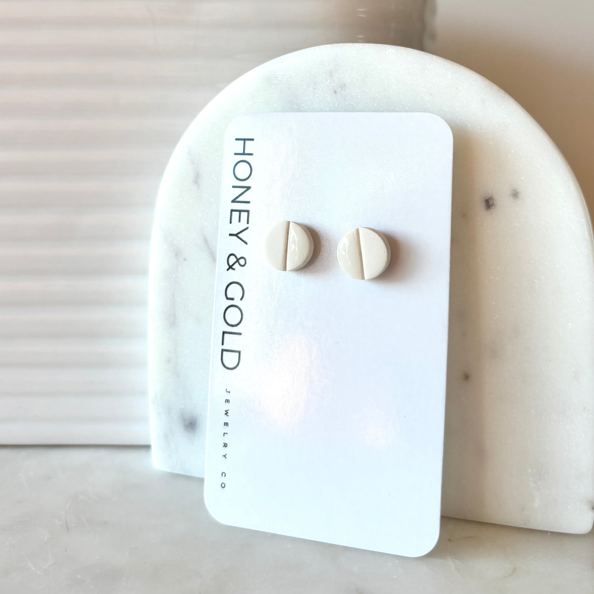 HALF GLAZED - Minimalist stud style earring.