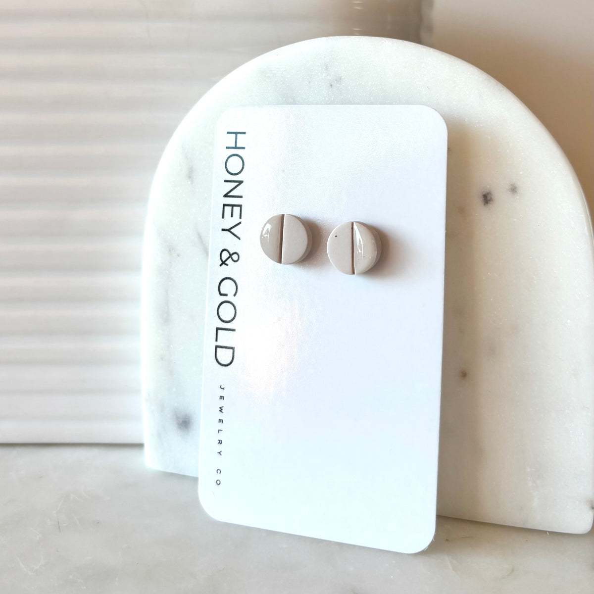 HALF GLAZED - Minimalist stud style earring.