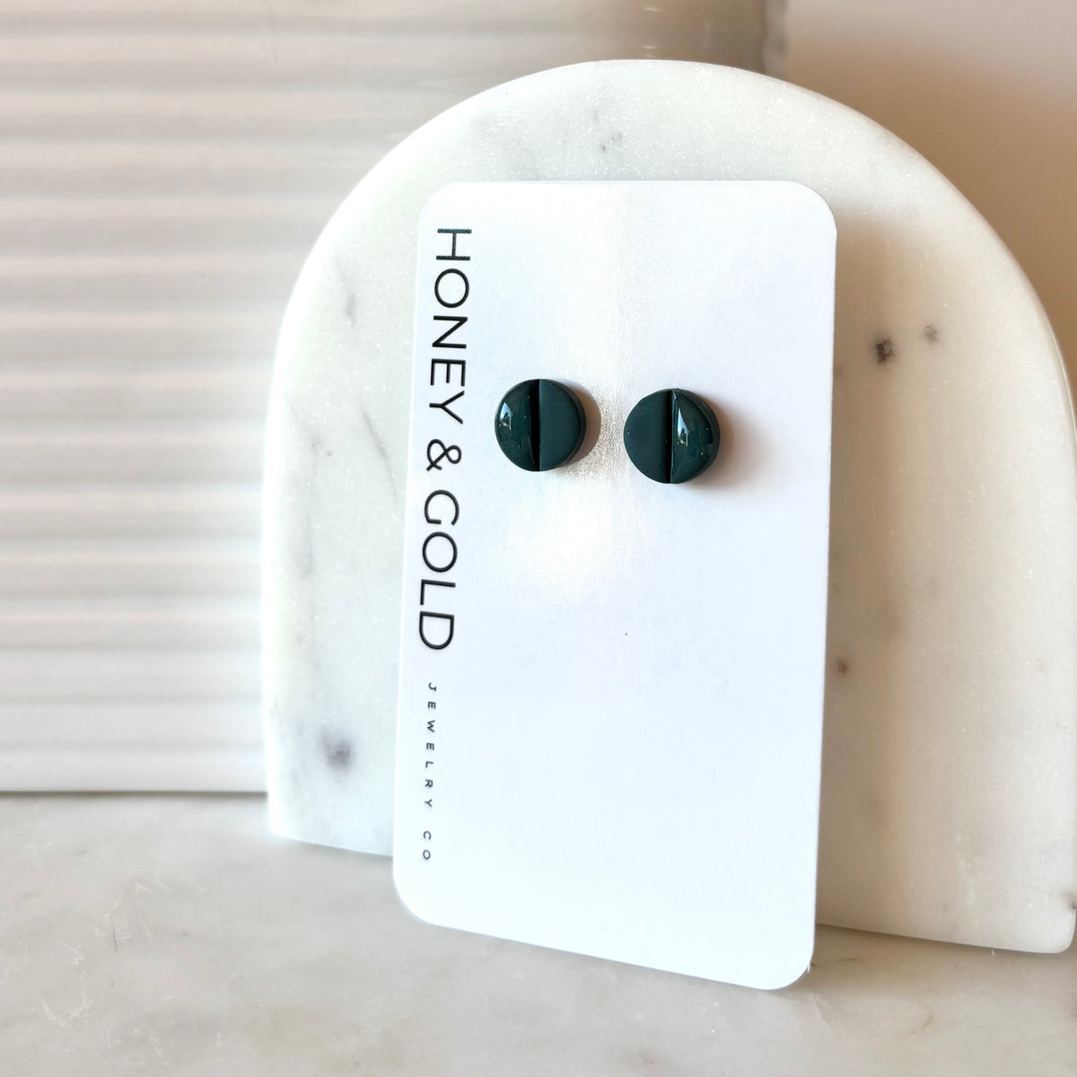 HALF GLAZED - Minimalist stud style earring.